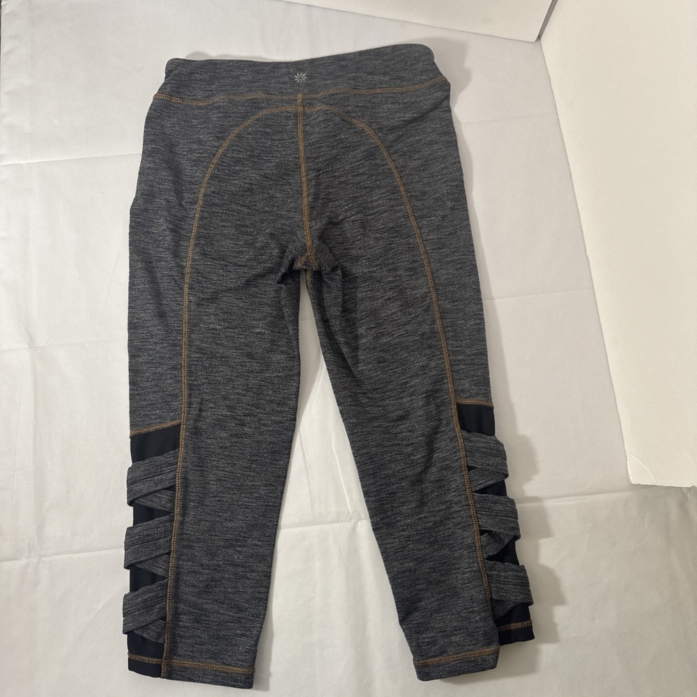 Athleta Girl Capri Leggings With Stretch Lattice Pattern Girls Size Large 12 - Picture 3 of 7